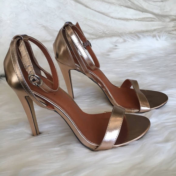 Charlotte Russe Shoes - Charlotte Russe Rose Gold Metallic Heels 8.5